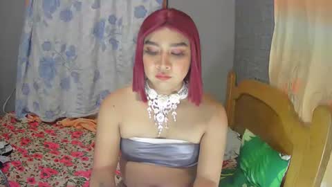 Snapshot of goddesrealcum chatting on February 17, 2025, 11:44 am goddesrealcum online show from February 17, 2025, 11:44 am