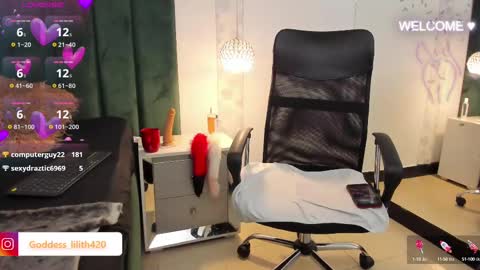 Snapshot of goddess__lilith_ chatting on January 7, 2025, 7:20 am Lilith online show from January 7, 2025, 7:20 am