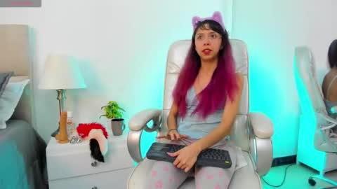 Snapshot of goddess__lilith_ chatting on January 7, 2026, 4:48 am Lilith online show from January 7, 2026, 4:48 am