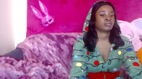 Snapshot of goddess_aaliyah chatting on December 13, 2024, 12:50 pm goddess_aaliyah online show from December 13, 2024, 12:50 pm