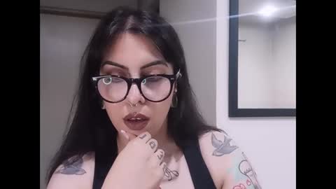 goddess_dina online show from December 22, 2024, 1:34 am