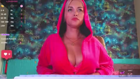 Snapshot of goddess_isabella11 chatting on September 12, 2025, 4:34 am Mrs. Isabella online show from September 12, 2025, 4:34 am