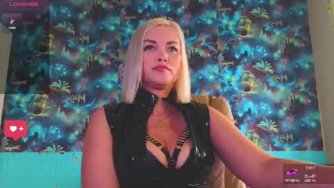 Snapshot of goddess_isabella11 chatting on September 13, 2025, 3:50 am Mrs. Isabella online show from September 13, 2025, 3:50 am