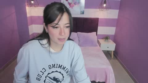 Snapshot of goddess_martina chatting on December 13, 2024, 3:16 am M A R T I N A  online show from December 13, 2024, 3:16 am