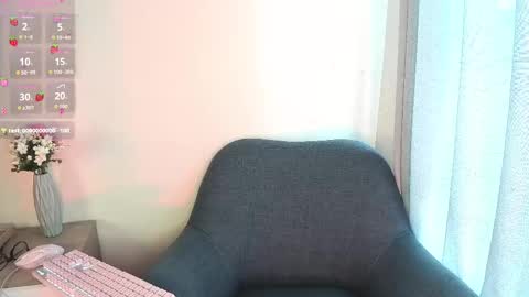 Snapshot of goddess_martina chatting on October 2, 2025, 7:10 pm M A R T I N A  online show from October 2, 2025, 7:10 pm