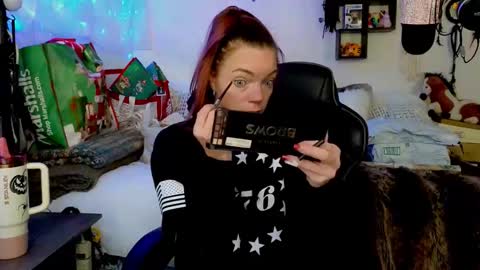 Patricia Mars           Goddess of Mars twitter thegoddessmindy online show from December 16, 2025, 4:23 pm