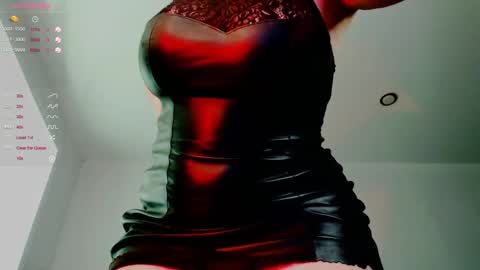 Snapshot of goddess_sophie99 chatting on February 22, 2025, 5:02 am Goddess Sophie99 online show from February 22, 2025, 5:02 am
