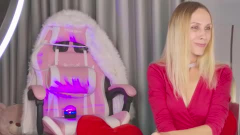 Katarina online show from November 8, 2025, 7:08 am