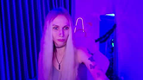 Katarina online show from December 14, 2025, 12:10 pm