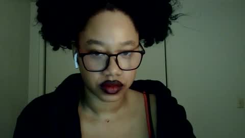 Snapshot of goddessdaisysky chatting on January 12, 2026, 2:06 am Goddess Daisy Sky online show from January 12, 2026, 2:06 am