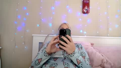 Goddess Lilith  - 111 tks to PM online show from October 9, 2025, 3:21 pm