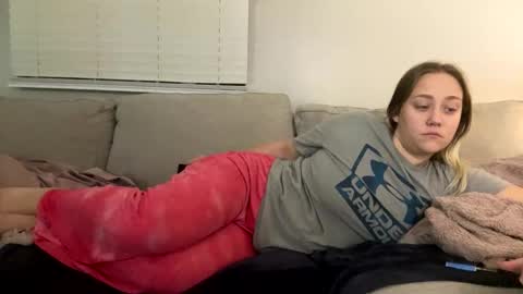 Snapshot of goddessmayvn chatting on November 6, 2025, 4:46 am GoddessMayvn online show from November 6, 2025, 4:46 am