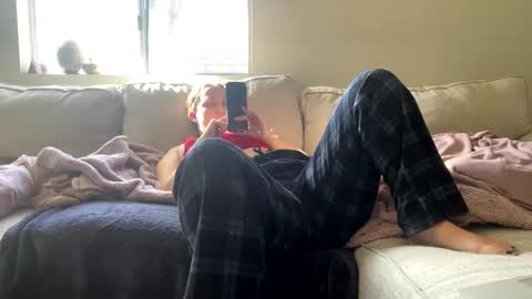 Snapshot of goddessmayvn chatting on November 7, 2025, 9:15 pm GoddessMayvn online show from November 7, 2025, 9:15 pm