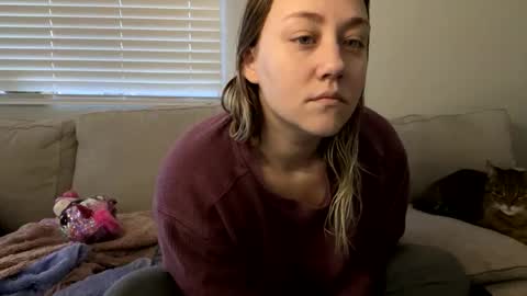 Snapshot of goddessmayvn chatting on November 19, 2025, 12:10 am GoddessMayvn online show from November 19, 2025, 12:10 am