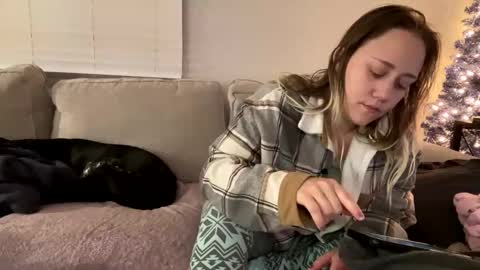 Snapshot of goddessmayvn chatting on January 17, 2026, 7:57 am GoddessMayvn online show from January 17, 2026, 7:57 am