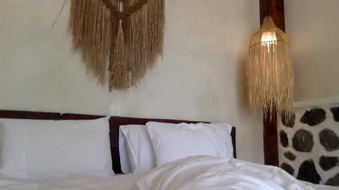 Snapshot of goddessmiamuse chatting on December 15, 2025, 2:27 am goddessmiamuse online show from December 15, 2025, 2:27 am