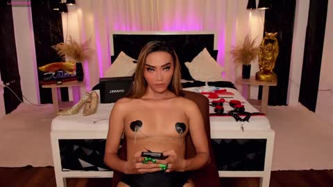 Snapshot of goddessmiyah chatting on January 22, 2025, 6:31 am MIYA online show from January 22, 2025, 6:31 am