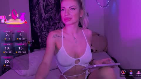 Snapshot of goddessnyxluxuria chatting on January 15, 2026, 5:27 pm Goddess Nyx online show from January 15, 2026, 5:27 pm