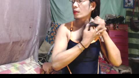 Snapshot of goddesssonyaxxx chatting on July 16, 2026, 6:08 am KENNY DOLL online show from July 16, 2026, 6:08 am