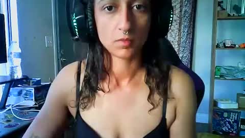 Snapshot of goddessvikkii chatting on March 4, 2026, 8:59 pm goddessvikkii online show from March 4, 2026, 8:59 pm