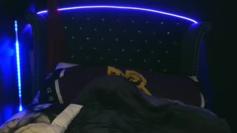 Snapshot of goddessyvette007 chatting on February 20, 2026, 5:04 am GoddessYvette007 online show from February 20, 2026, 5:04 am