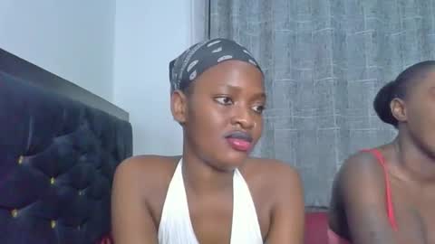 godess_lunah online show from June 7, 2026, 6:55 pm