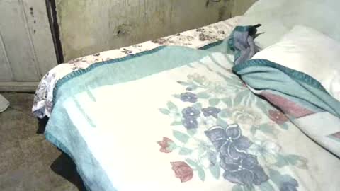 godsdik online show from February 16, 2025, 3:59 pm