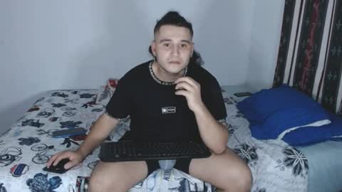 Snapshot of gold_shooter chatting on April 6, 2026, 3:59 am gold_shooter online show from April 6, 2026, 3:59 am
