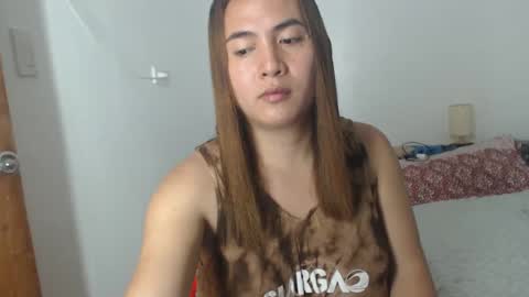 Snapshot of goldbella_ chatting on March 12, 2025, 10:59 am bella online show from March 12, 2025, 10:59 am
