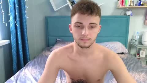 Snapshot of golden_boyyy21 chatting on February 15, 2026, 10:03 am Golden boyyy21 online show from February 15, 2026, 10:03 am