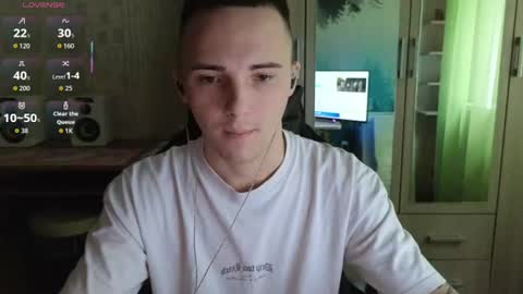 Snapshot of golden_boyyy21 chatting on July 5, 2026, 5:36 am Golden boyyy21 online show from July 5, 2026, 5:36 am