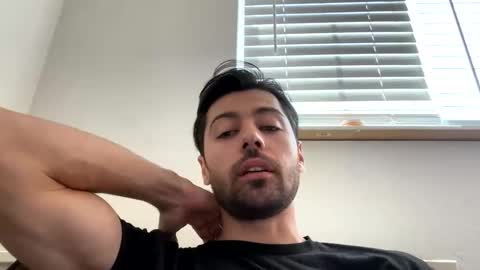 Snapshot of golden_nightboy chatting on June 1, 2026, 7:48 pm golden_nightboy online show from June 1, 2026, 7:48 pm