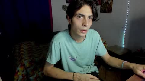 Snapshot of golden_ryan chatting on February 18, 2026, 1:34 am Jmmmm online show from February 18, 2026, 1:34 am