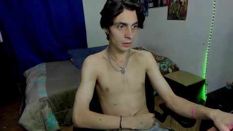 Snapshot of golden_ryan chatting on February 23, 2026, 2:20 am Jmmmm online show from February 23, 2026, 2:20 am