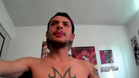 Snapshot of goldenflako chatting on March 5, 2025, 10:32 pm goldenflako online show from March 5, 2025, 10:32 pm