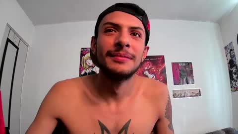 Snapshot of goldenflako chatting on March 9, 2025, 10:41 pm goldenflako online show from March 9, 2025, 10:41 pm