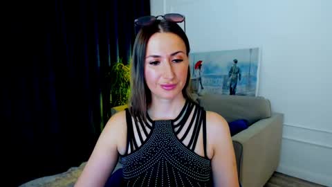 Olivia online show from April 1, 2026, 7:22 pm