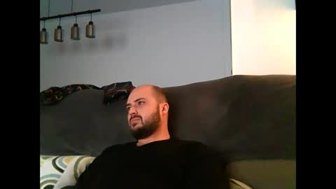 Snapshot of goldenspainboy chatting on February 8, 2026, 5:38 pm goldenspainboy online show from February 8, 2026, 5:38 pm