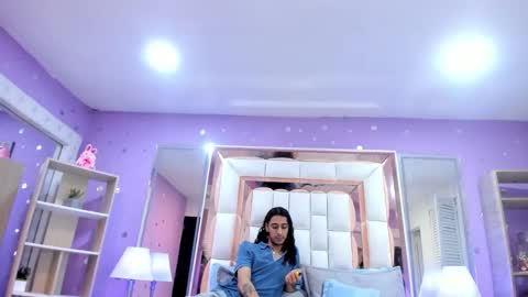 goldentemptation_ online show from May 9, 2026, 7:30 pm