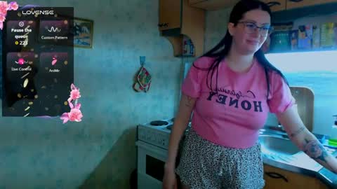 Polina online show from April 3, 2026, 5:11 pm