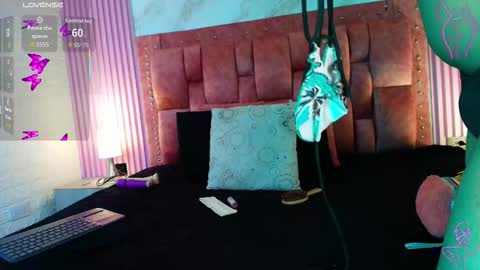 Snapshot of goldilockss15 chatting on November 5, 2025, 3:17 am goldilockss15 online show from November 5, 2025, 3:17 am