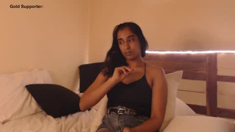 Snapshot of goldpirl chatting on April 9, 2026, 6:57 pm Aasha y David GoldPirl. online show from April 9, 2026, 6:57 pm