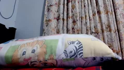 julin Andrs online show from February 24, 2025, 4:05 am