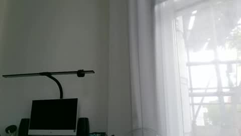 gomezgonz5 online show from September 27, 2025, 11:26 am