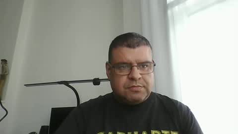 gomezgonz5 online show from September 29, 2025, 12:10 pm