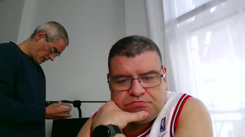 gomezgonz5 online show from October 4, 2025, 10:57 am