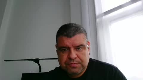 gomezgonz5 online show from October 7, 2025, 1:30 pm