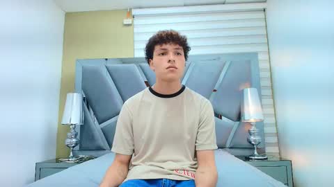 Snapshot of gomezz_07 chatting on March 17, 2026, 9:18 pm Gomez online show from March 17, 2026, 9:18 pm