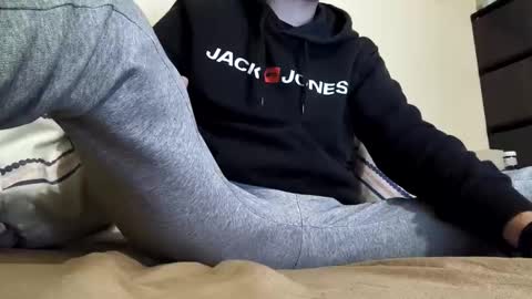 Snapshot of goodboyyy7 chatting on November 21, 2025, 12:10 am goodboyyy7 online show from November 21, 2025, 12:10 am