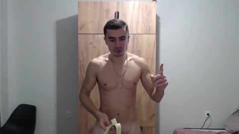 goodgg229975 online show from October 29, 2025, 2:08 pm